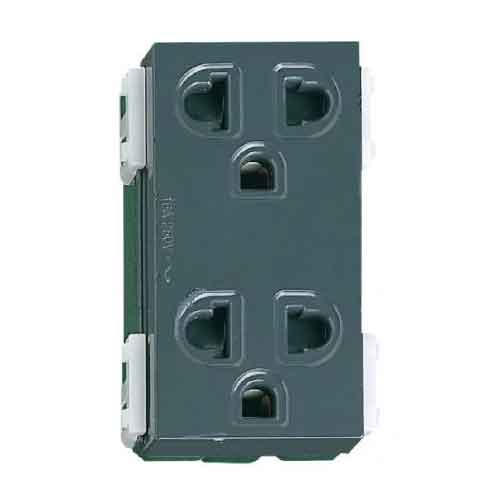 Ổ cắm đôi có màn che và dây nối đất Panasonic WEV1582H 5 Ổ cắm đôi có màn che và dây nối đất Panasonic WEV1582H